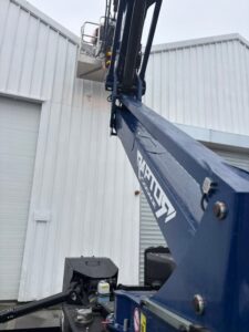 Levage de bardage : approvisionner une façade en hauteur