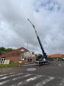 Levage de mobil-home : installer un module sur un terrain contraint